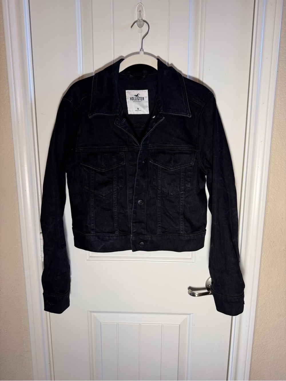 Hollister Black Denim Trucker Jacket Women’s Medium Faded Wash